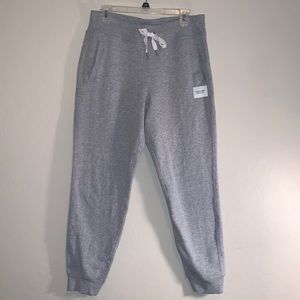 CALVIN KLEIN BRAND NEW SIZE MEDIUM PERFORMANCE FLEECE LINED SWEATPANTS